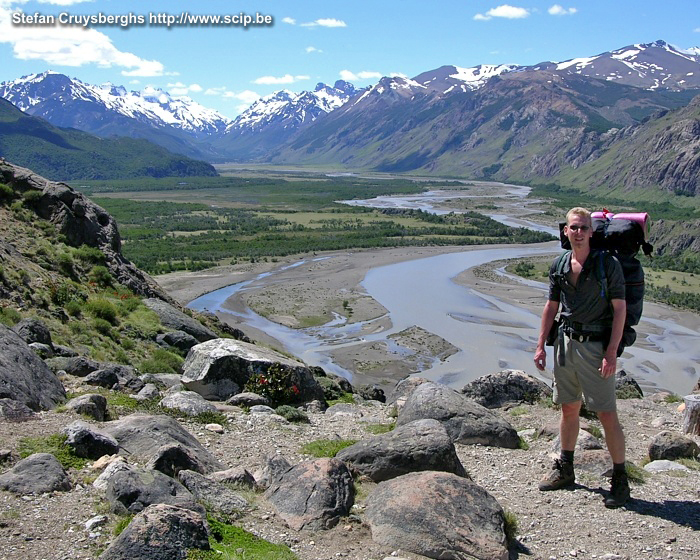 El Chalten - Stefan We left the little town of El Chalten for a 3-day hiking tour in Los Glaciares National Park with the famous rocks of FitzRoy and Cerro Torre. Stefan Cruysberghs